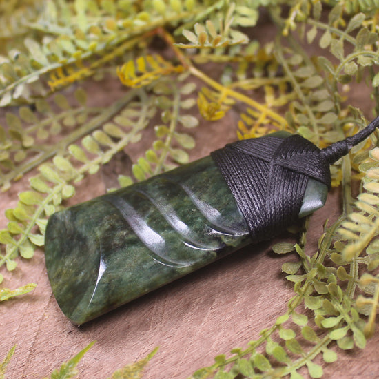Rimu Pounamu Toki 