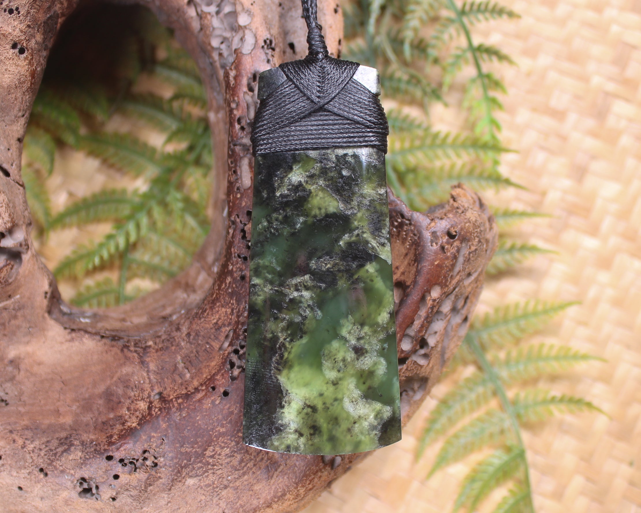 Rimu Pounamu Toki