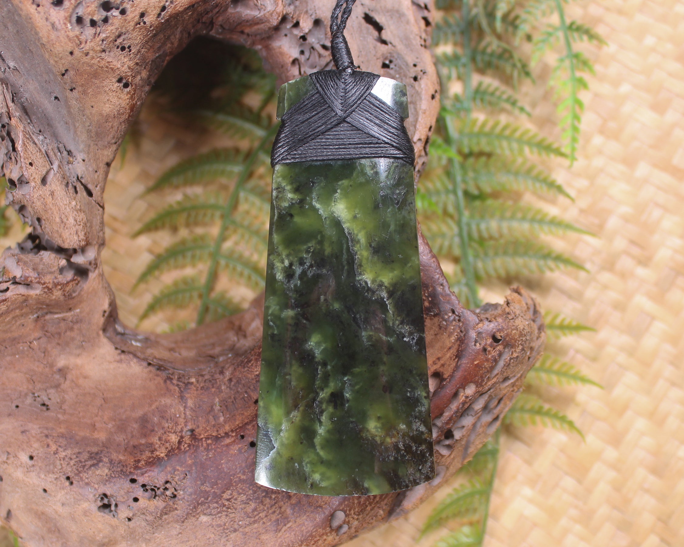 Rimu Pounamu Toki