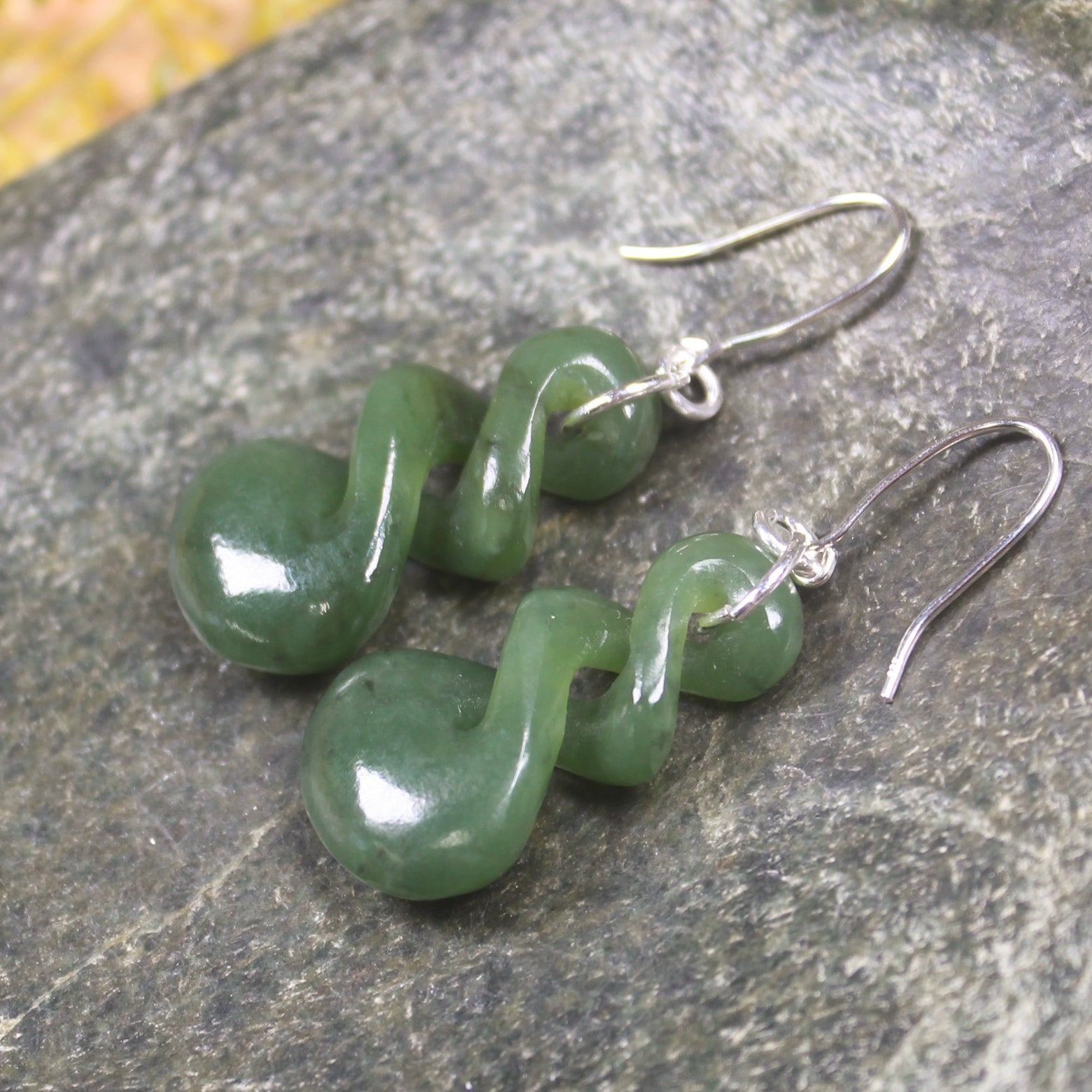 Twist Earrings carved from Hapopo Pounamu - NZ Greenstone