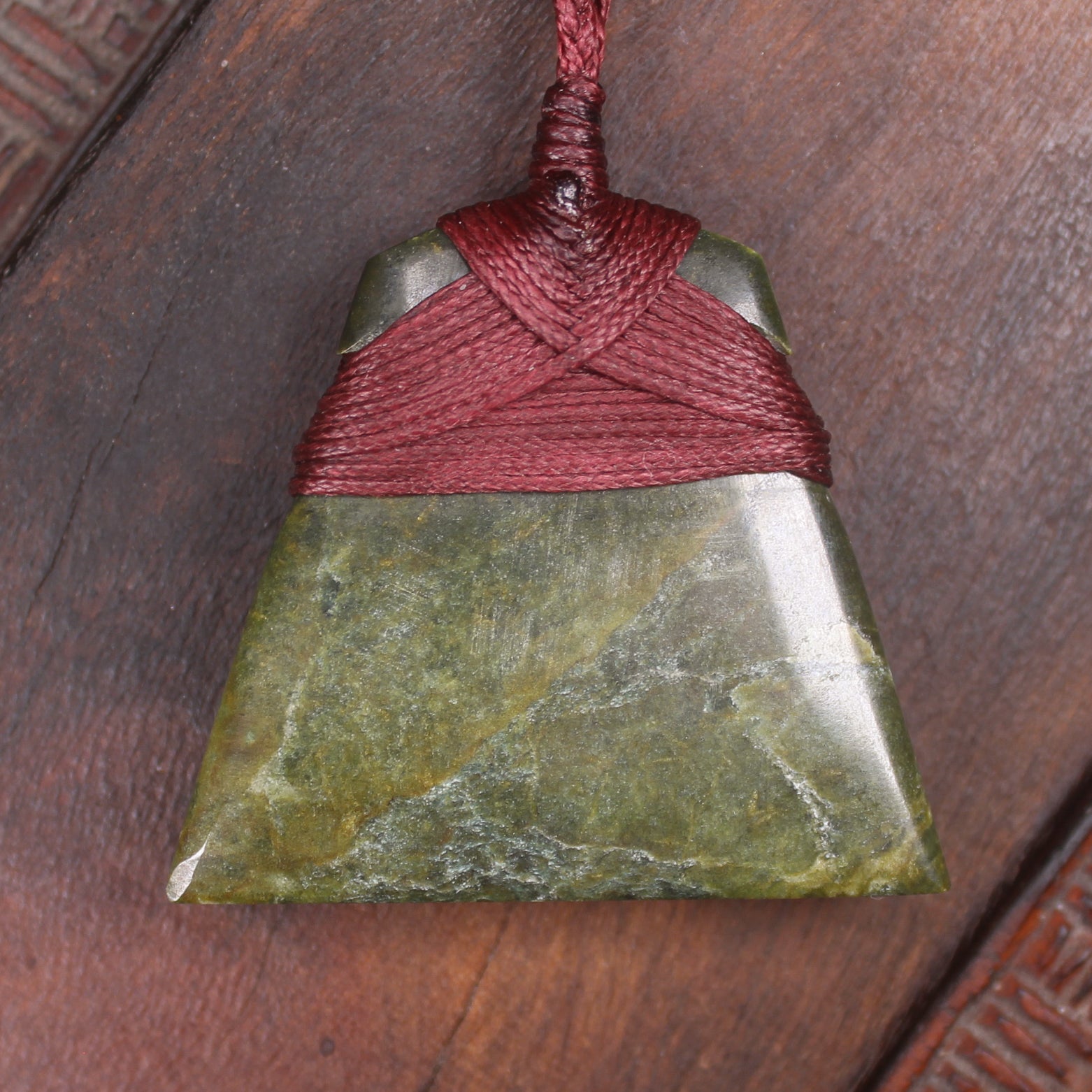 NZ Pakohe Argillite Toki Pendant