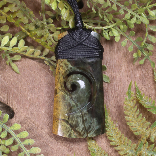 Flower Jade Pounamu Toki with Koru