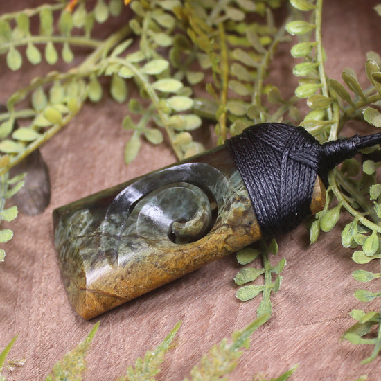 Flower Jade Pounamu Toki with Koru