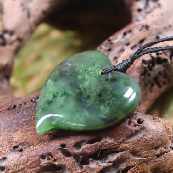 Heart carved from Kawakawa Pounamu - NZ Greenstone