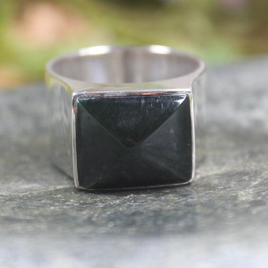 Sterling Silver Kawakawa Pounamu Ring - NZ Greenstone