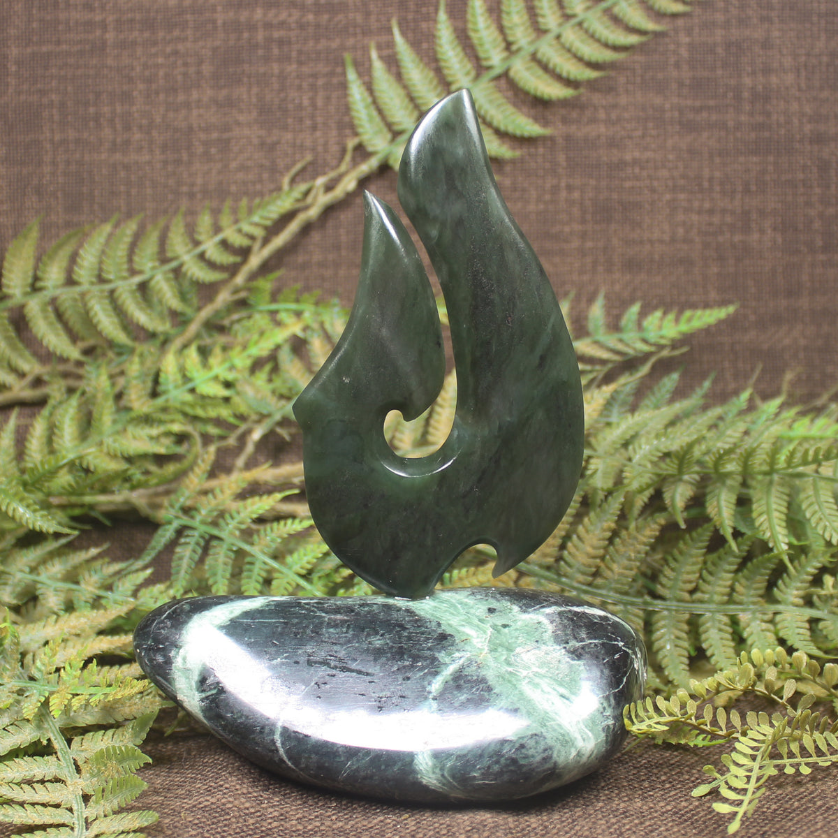 Pounamu matau sculpture - NZ Greenstone