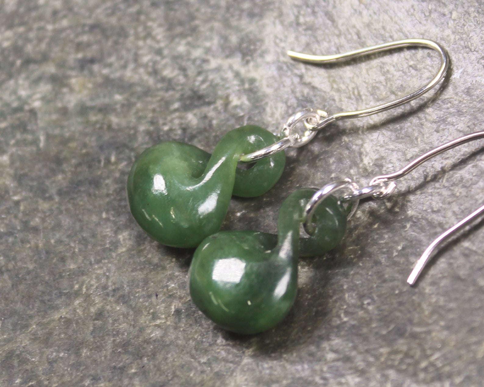 Twist Earrings carved from Hapopo Pounamu - NZ Greenstone