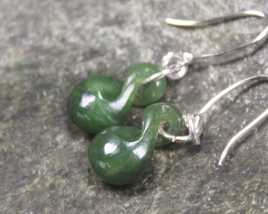 Twist Earrings carved from Hapopo Pounamu - NZ Greenstone