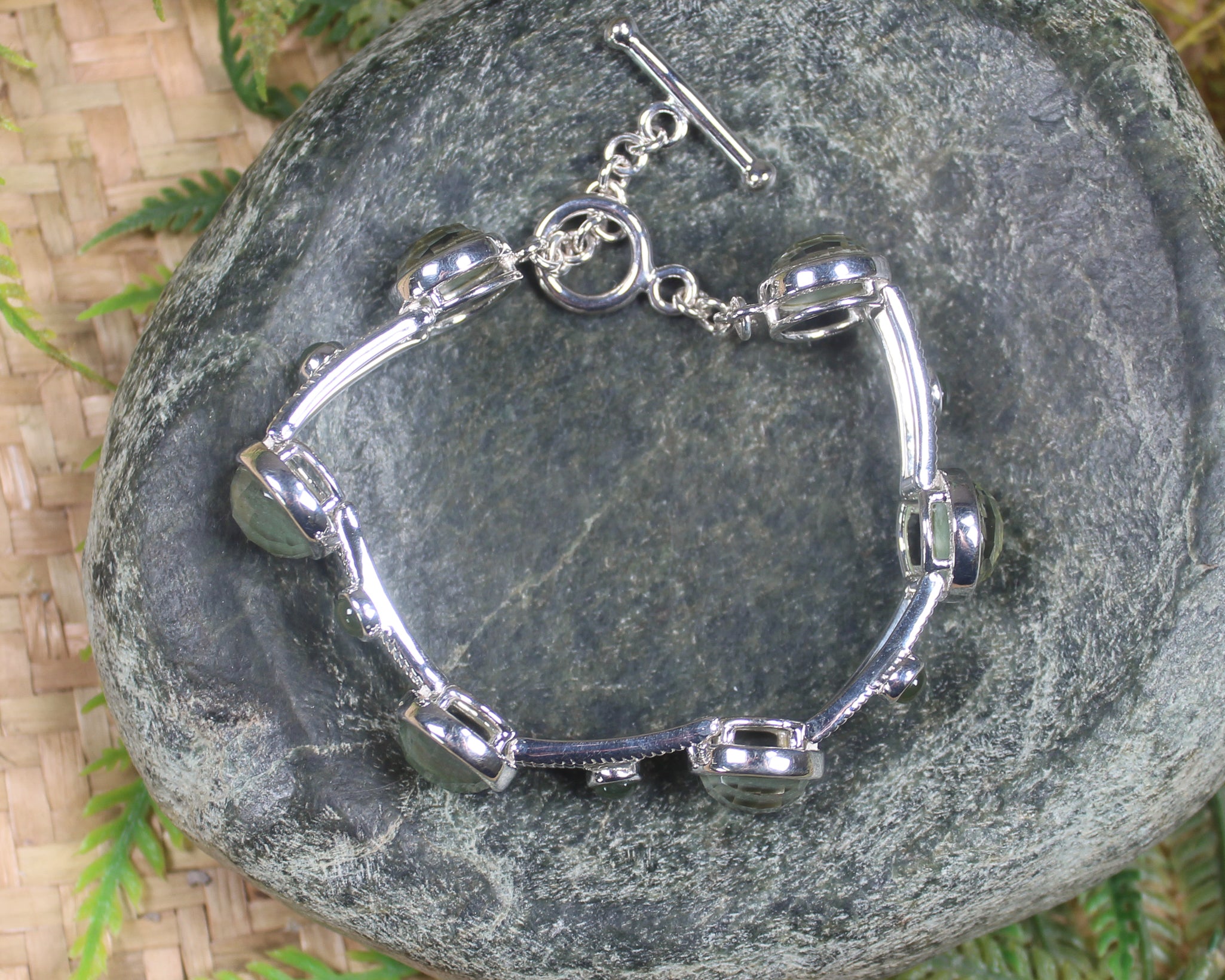 Sterling Silver set linked bracelet with Hapopo Pounamu - NZ Greenstone