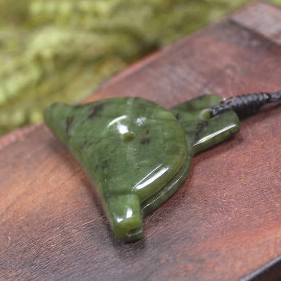 Rimu pounamu dog whistle