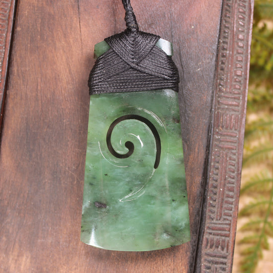 Toki or Adze with Koru carved from Hapopo Pounamu - NZ Greenstone