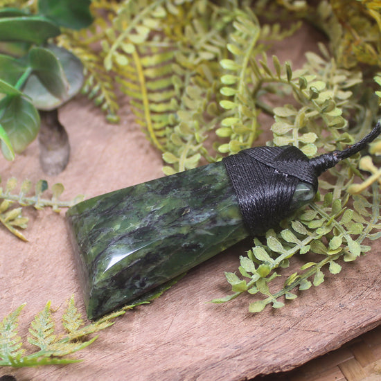 Douglas Creek Pounamu carved into a Toki Pendant - NZ Greenstone