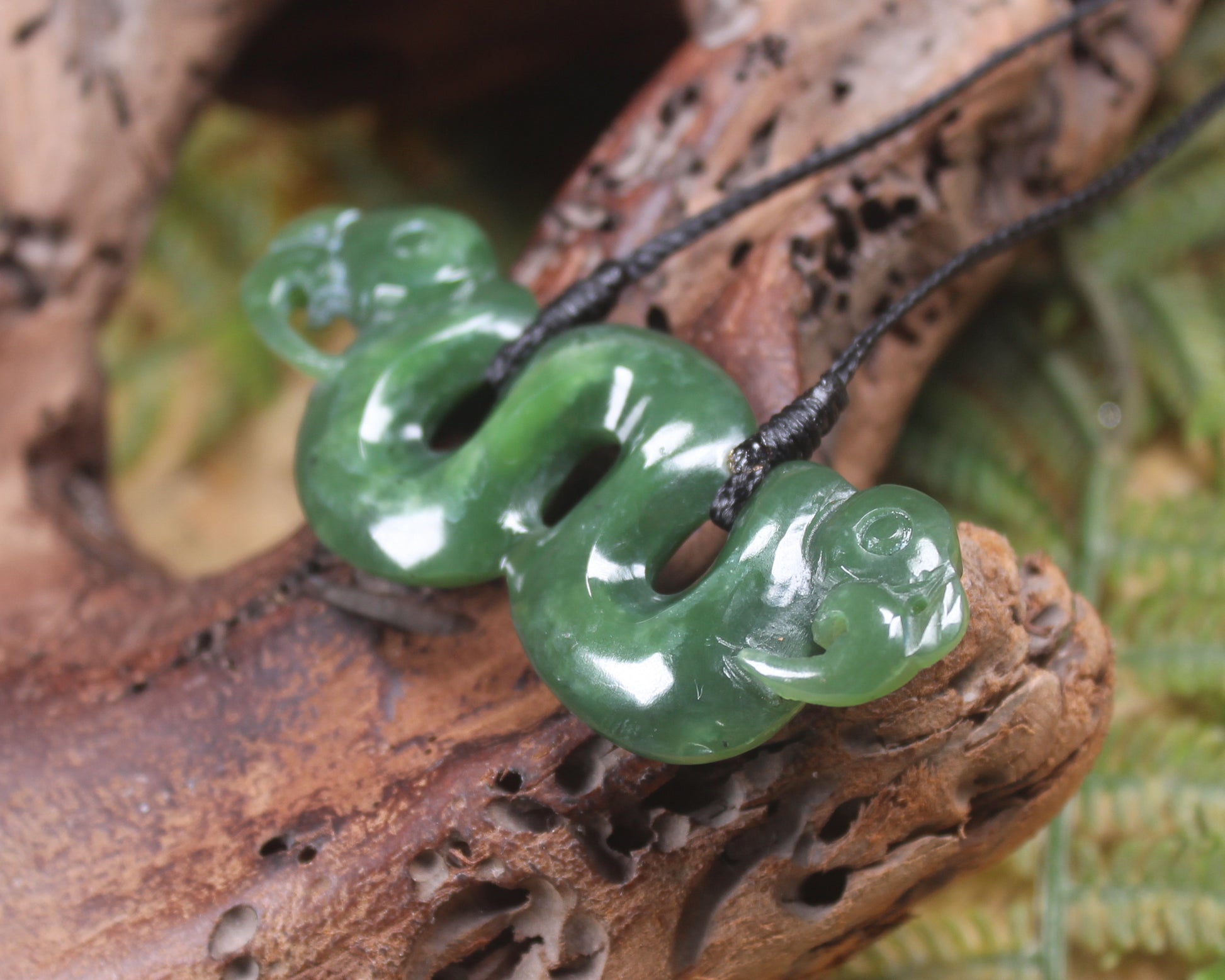 Pekapeka Pendant carved from Hapopo Pounamu - NZ Greenstone