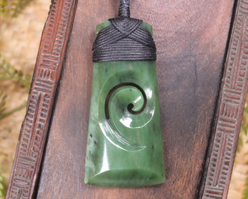 Toki or Adze with Koru carved from Hapopo Pounamu - NZ Greenstone