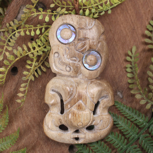 Whale bone hei tiki