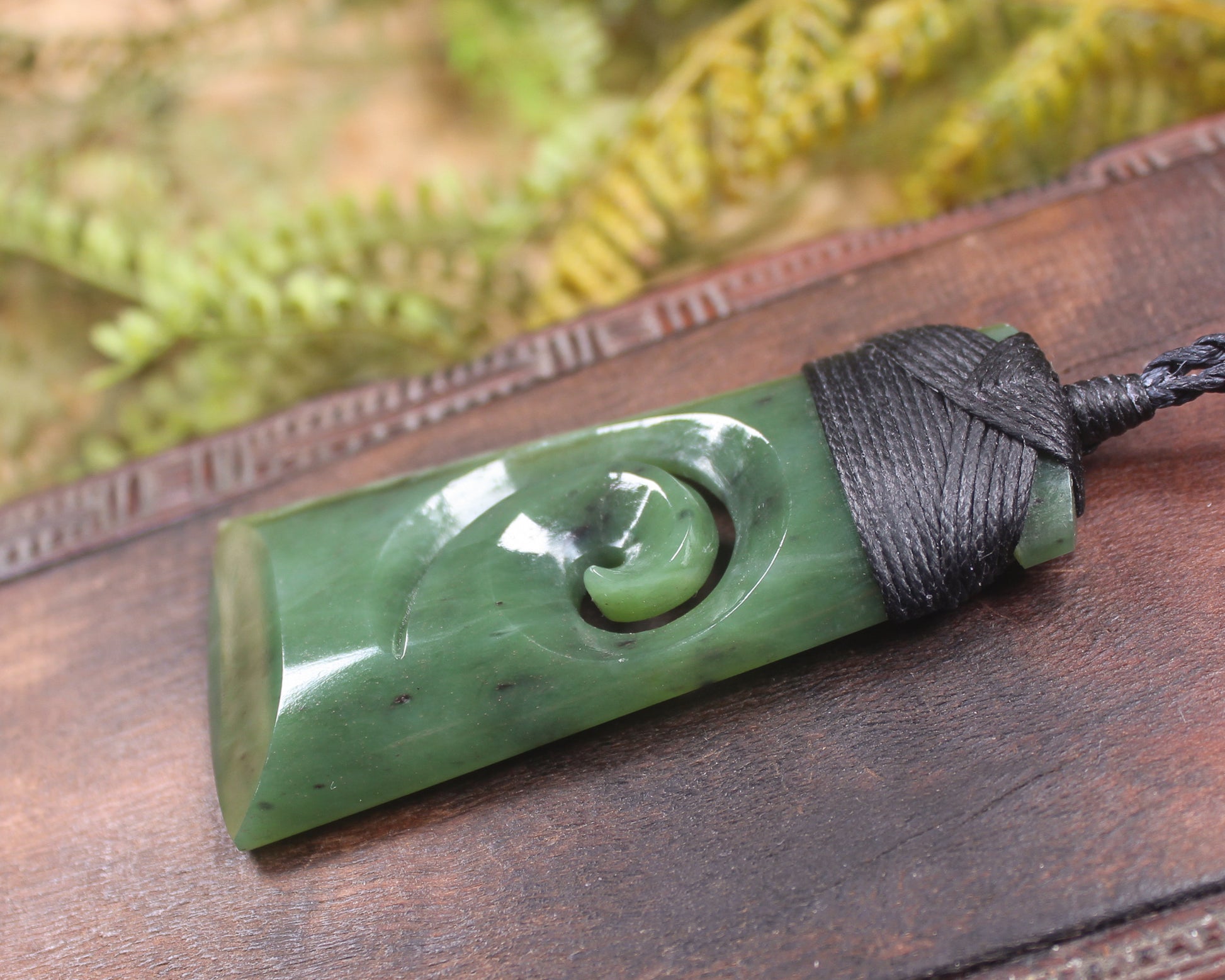 Toki or Adze with Koru carved from Hapopo Pounamu - NZ Greenstone