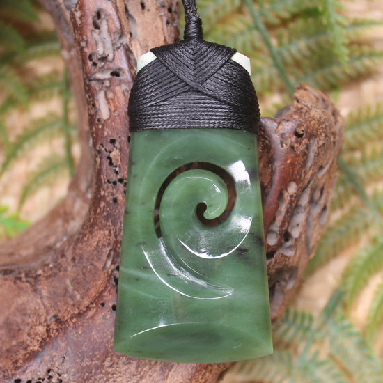 Toki or Adze with Koru carved from Hapopo Pounamu - NZ Greenstone