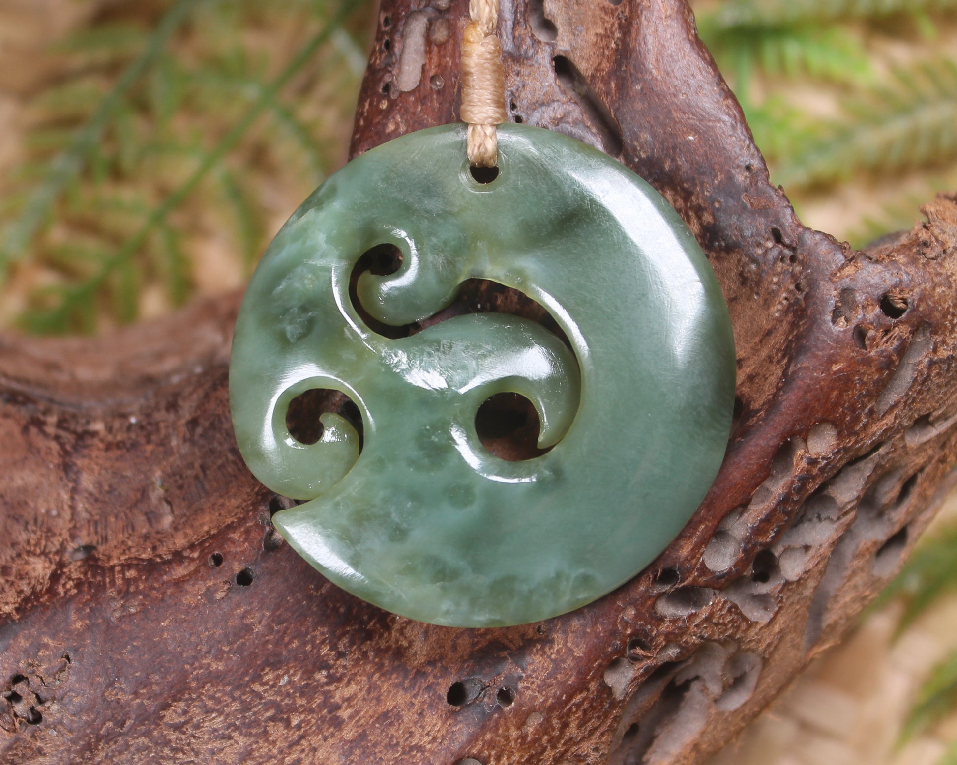 Inanga Koru pendant - NZ Greenstone
