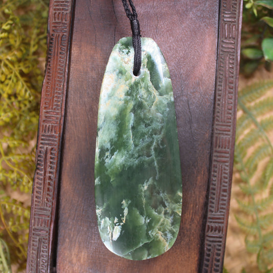 Flower Jade Pounamu Roimata Pendant - NZ Greenstone