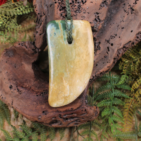 Taniwha Tooth or Niho carved from Flower Jade Pounamu - NZ Greenstone