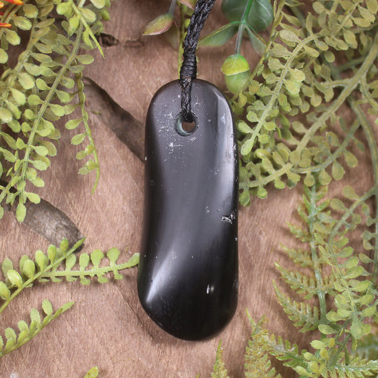Black Obsidian Roimata Pendant