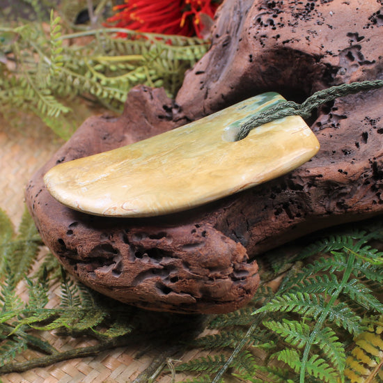 Taniwha Tooth or Niho carved from Flower Jade Pounamu - NZ Greenstone
