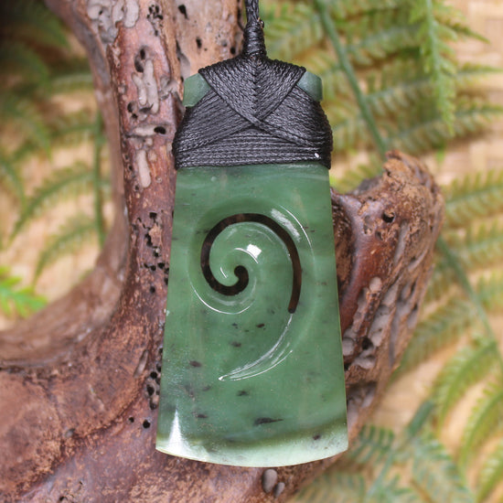 Toki or Adze with Koru carved from Hapopo Pounamu - NZ Greenstone
