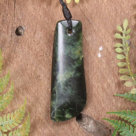 Flower Jade Pounamu Toki