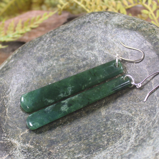 Roimata or Teardrop earrings carved from Kawakawa Pounamu - NZ Greenstone