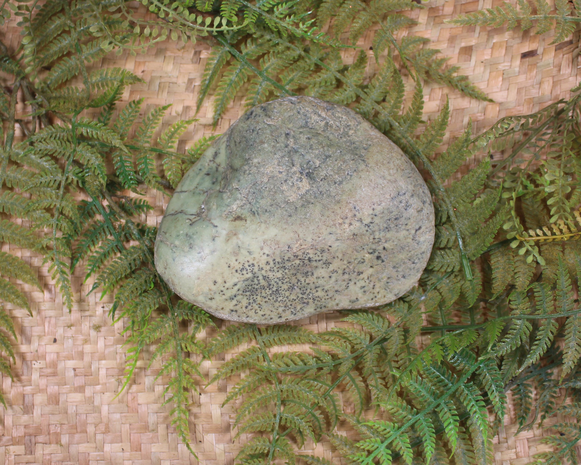 Freeform Pounamu Sculpture - Kokopu Pounamu - NZ Greenstone