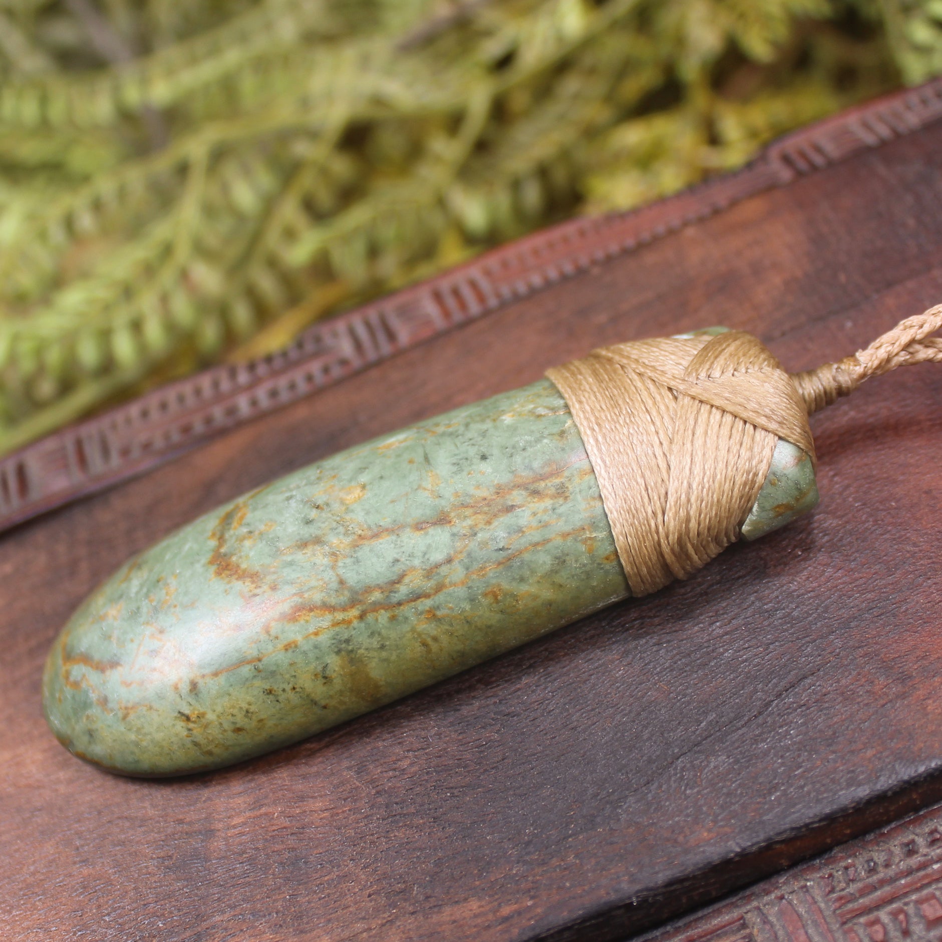 Flower Jade Pounamu Roimata Pendant - NZ Greenstone