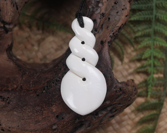 Pikorua or Twist carved from NZ Beef Bone