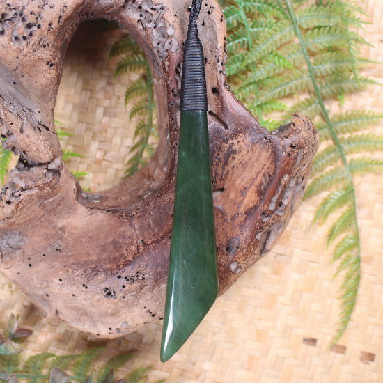 Kawakawa Pounamu Toki