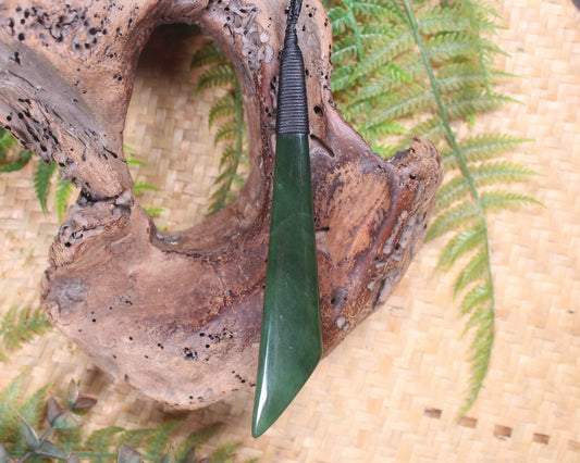 Kawakawa Pounamu Toki