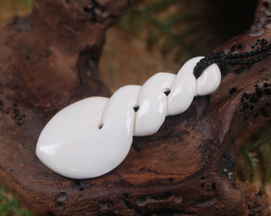 Pikorua or Twist carved from NZ Beef Bone
