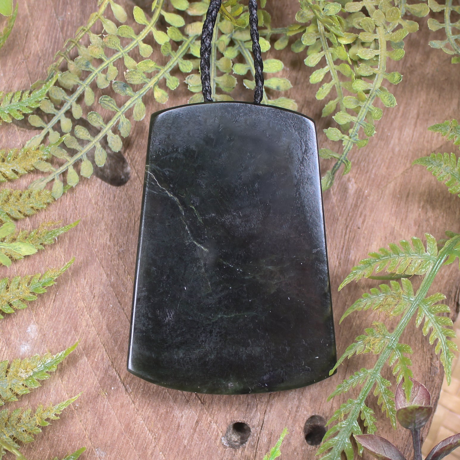 Kawakawa Pounamu Toki