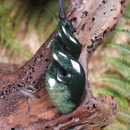 Twist or Pikorua carved from Flower Jade Pounamu - NZ Greenstone