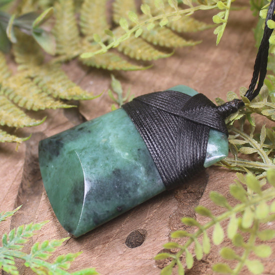 Inanga Pounamu Toki