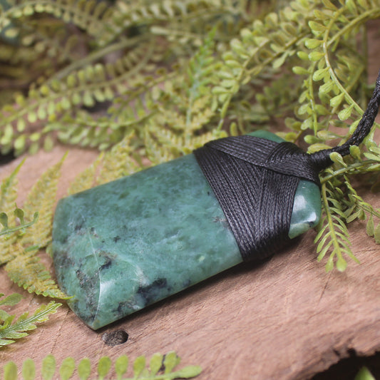 Inanga Pounamu Toki