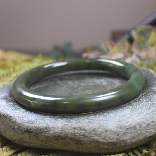 Rimu Pounamu Bangle