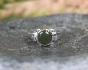 Sterling Silver Rimu Pounamu Ring - NZ Greenstone