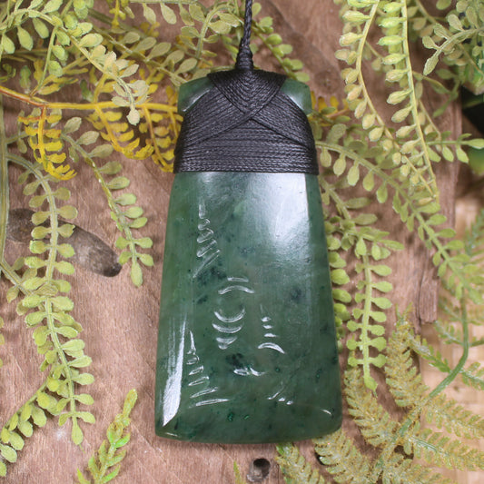 Kawakawa Pounamu Toki