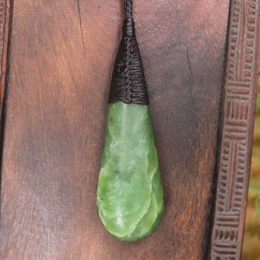Roimata Teardrop carved from Hapopo Pounamu - NZ Greenstone