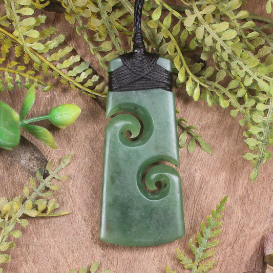Hapopo Pounamu Toki with Koru - NZ Greenstone
