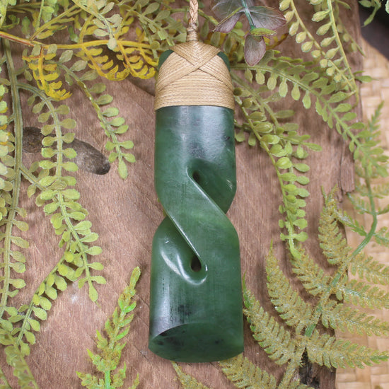 Hapopo Pounamu Toki twist pendant - NZ Greenstone