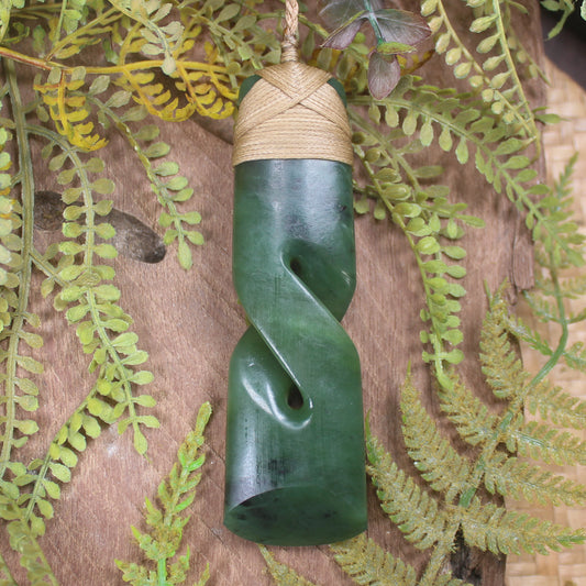 Hapopo Pounamu Toki twist pendant - NZ Greenstone