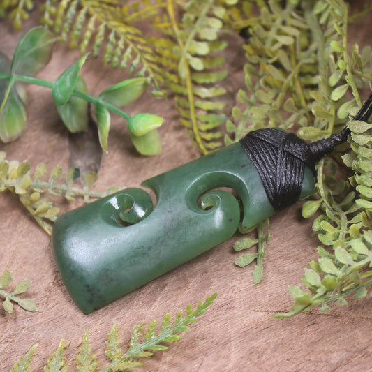 Hapopo Pounamu Toki with Koru - NZ Greenstone