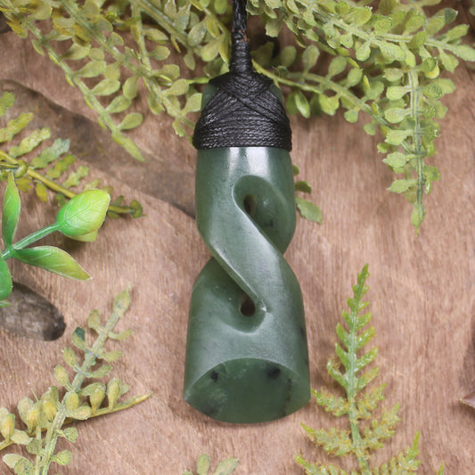 Hapopo Pounamu Toki twist pendant - NZ Greenstone
