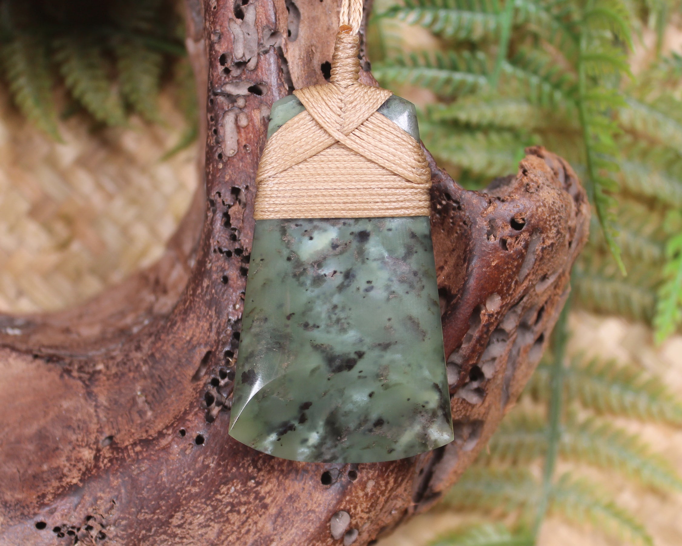 Rimu Pounamu Toki