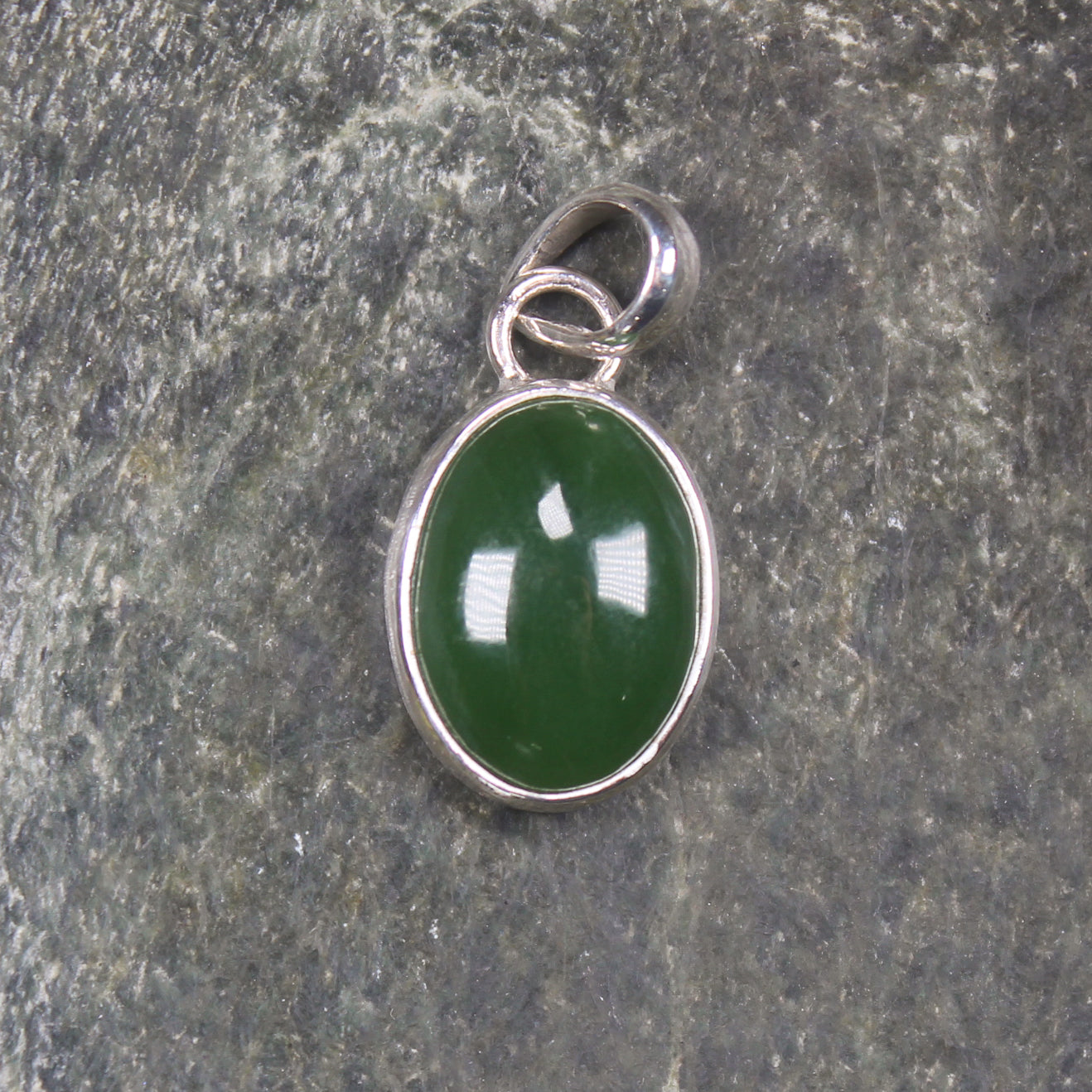 Kawakawa Pounamu pendant set in Sterling Silver - NZ Greenstone